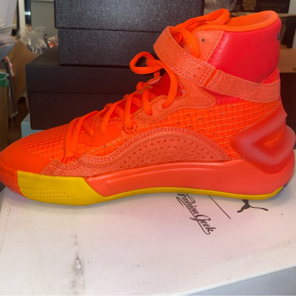 Puma Sneakers